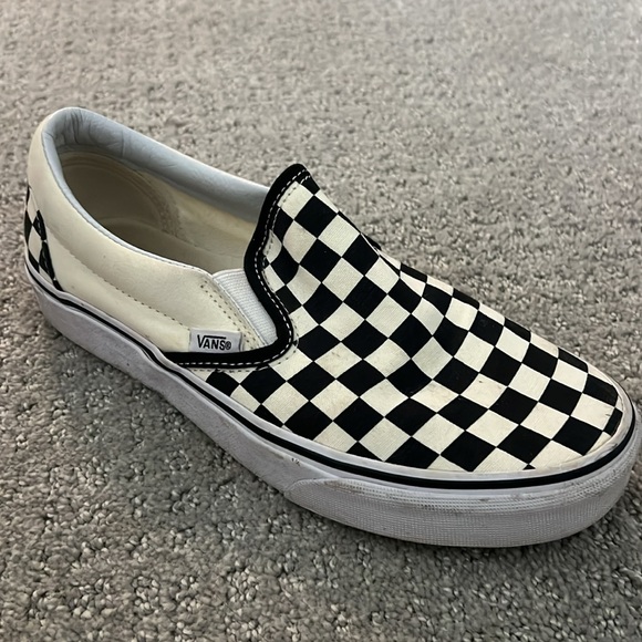 Black and white checkered Vans, size 8.5 womens and 7 men’s. - Picture 5 of 5